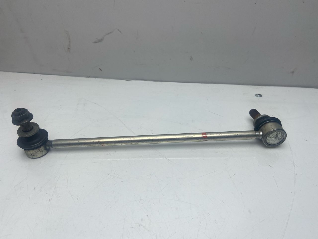 стойка стабилизатора Subaru Outback 6 поколение 2021, 2.4 л., бензин, АКПП, синий, внедорожник 5 дв., полный привод - фото №1