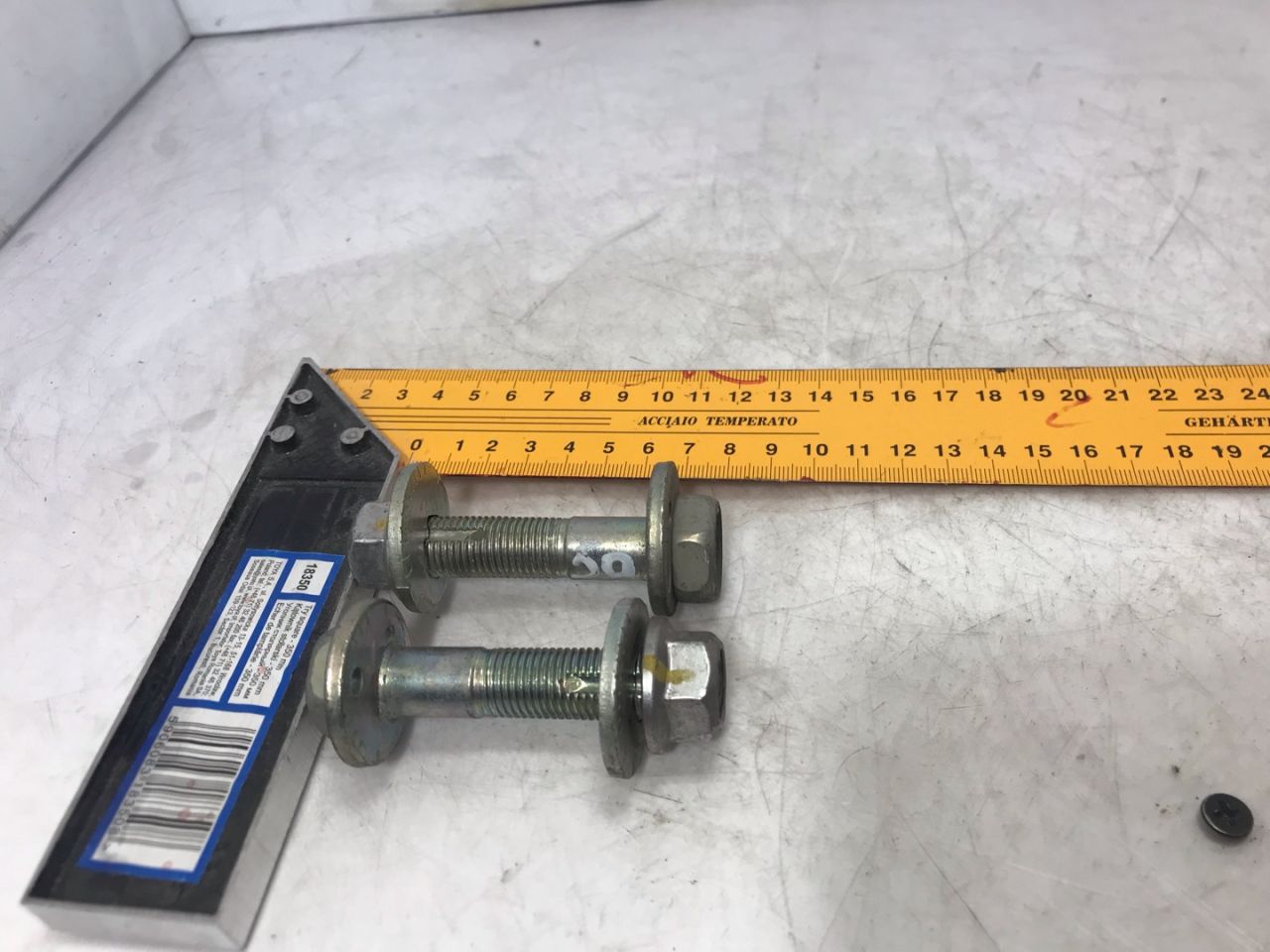 болт развальный Subaru Outback 6 поколение 2021, 2.4 л., бензин, АКПП, синий, внедорожник 5 дв., полный привод - фото №1