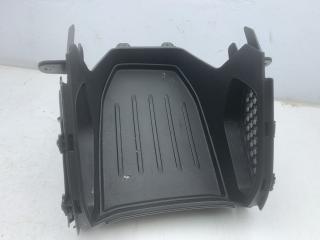 вещевой ящик центральной консоли Chevrolet TrailBlazer 3 поколение 2021, 1.3 л., бензин, АКПП, черный, хетчбэк 5 дв., передний привод, 42713238