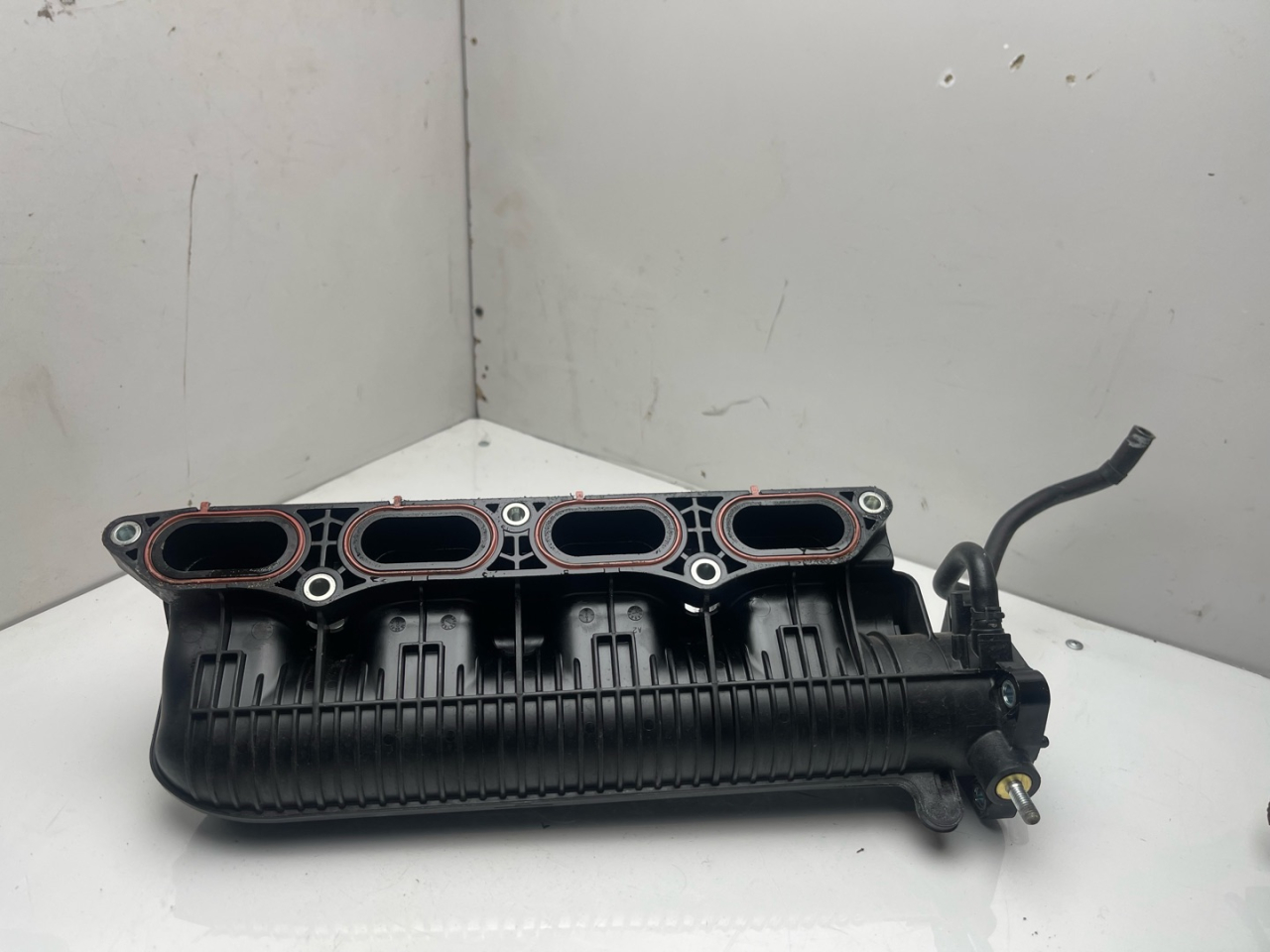 коллектор впускной Acura RDX 3 поколение 2020, 2.0 л., бензин, АКПП, черный, внедорожник 5 дв., полный привод - фото №1