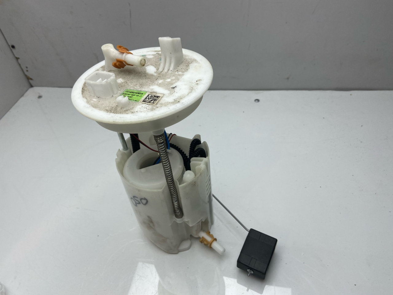 насос топливный Subaru Outback 6 поколение 2021, 2.4 л., бензин, АКПП, синий, внедорожник 5 дв., полный привод, KA292100-9030, 42021AN01A - фото №1