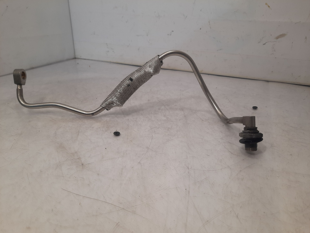 масляная трубка турбины Chevrolet Equinox 3 поколение 2019, 1.5 л., бензин, АКПП, белый, внедорожник 5 дв., передний привод - фото №1