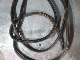 уплотнитель двери Mercedes-Benz Vito W638 (1996 - 2003)