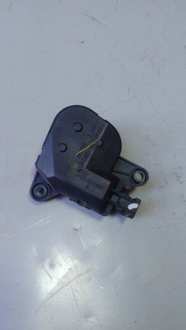 моторчик заслонки печки Chrysler Pacifica 1 поколение (2003 - 2008), 04885465AA, 58024E - фото №1