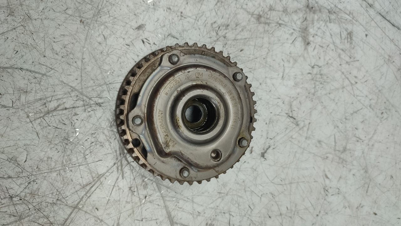 шкив распредвала Chevrolet Cruze 1 поколение 2010, 1.8 л., бензин, МКПП, 55567048 - фото №1