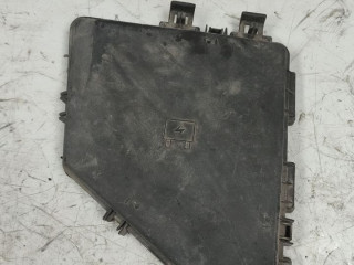 крышка блока предохранителей Cadillac CTS 1 поколение (2002 - 2007), 2.8 л., бензин, АКПП, задний привод, 15801186