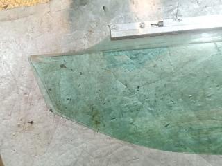 стекло двери передней правой Opel Astra H (2004 - 2007)