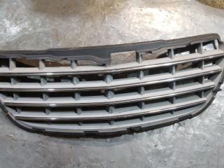 решетка радиатора Chrysler Pacifica 1 поколение (2003 - 2008), 04857626AA, O4857626AA