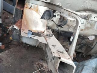 лонжерон правый Chrysler Pacifica 1 поколение (2003 - 2008)