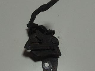 замок капота Chrysler Pacifica 1 поколение (2003 - 2008)