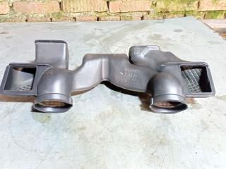 воздуховод (дефлектор) радиатора Toyota Yaris P1 (1999 - 2003), 5584452010