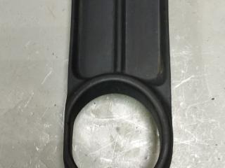 рамка фары противотуманной левой Toyota Corolla Verso 1 поколение [рестайлинг] (2004 - 2007)