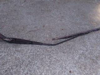 щеткодержатель (поводок стеклоочистителя, дворник) Mitsubishi Lancer 9 поколение (2003 - 2010)