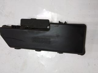 крышка блока предохранителей Volvo S80 1 поколение 2000, 2.4 л., бензин, 9494211