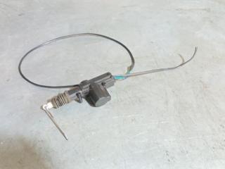 замок двери передней левой Toyota Aygo 1 поколение (2005 - 2008), хетчбэк 3 дв.