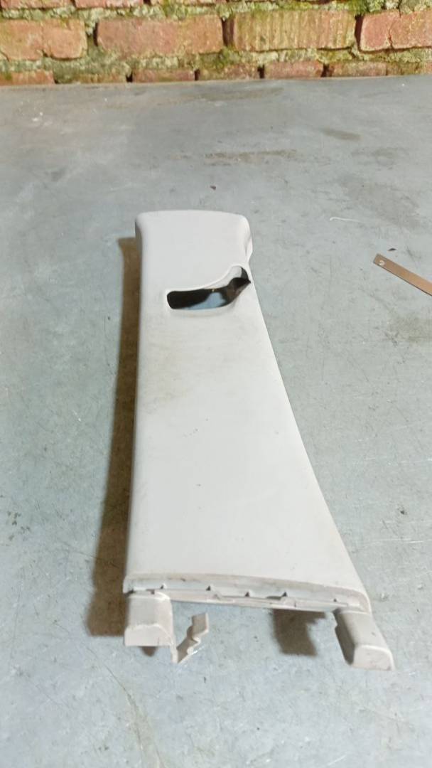 обшивка стойки центральной левой Toyota Aygo 1 поколение (2005 - 2008), 624120H010H - фото №1