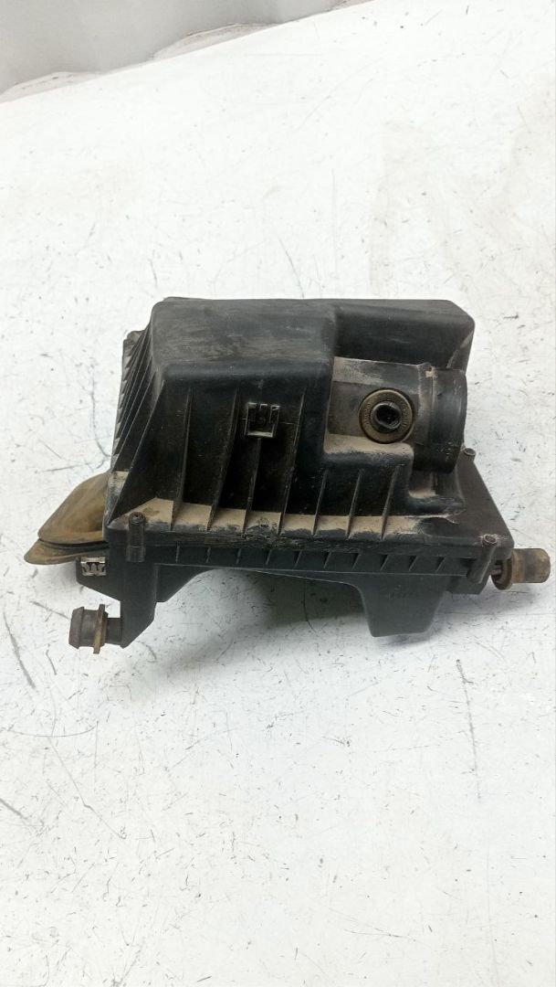 корпус воздушного фильтра Chevrolet Cruze 1 поколение 2010, 1.8 л., бензин, 90470089 - фото №1