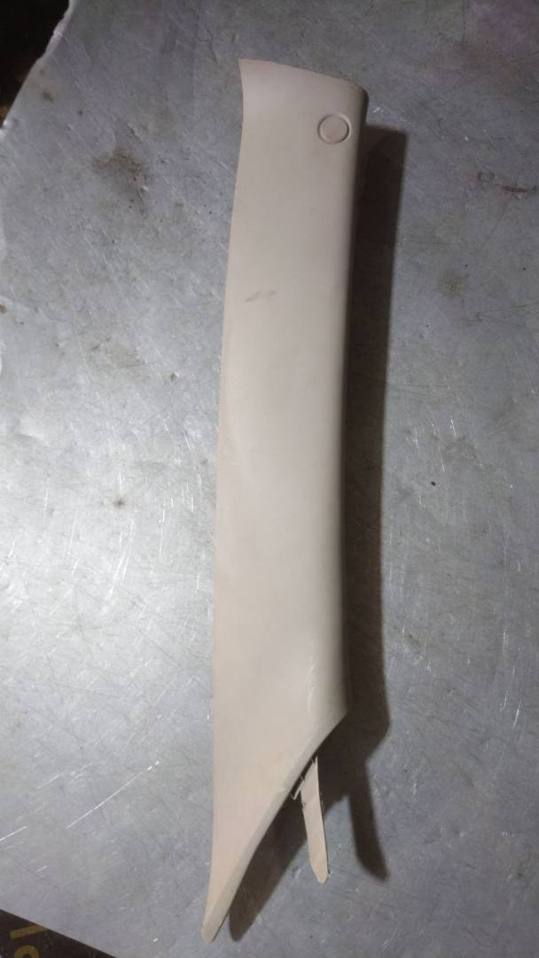 обшивка стойки Chrysler Pacifica 1 поколение (2003 - 2008), LPM000001096 - фото №1