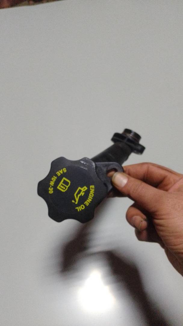 маслозаливная горловина Chrysler Pacifica 1 поколение (2003 - 2008), 3.5 л., бензин, 04792952AA - фото №1