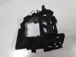 кронштейн (крепление) Volkswagen Passat B6 (2005 - 2010), 3C1941397A