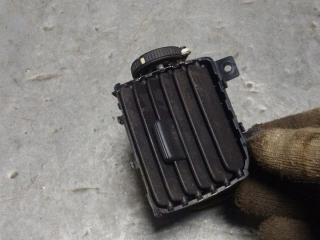 дефлектор обдува салона Nissan Almera N16 (2000 - 2003), 68751BM400