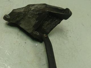 кронштейн двигателя Audi A4 B5 (1994 - 1999), 1.8 л., бензин, 8D0199307H