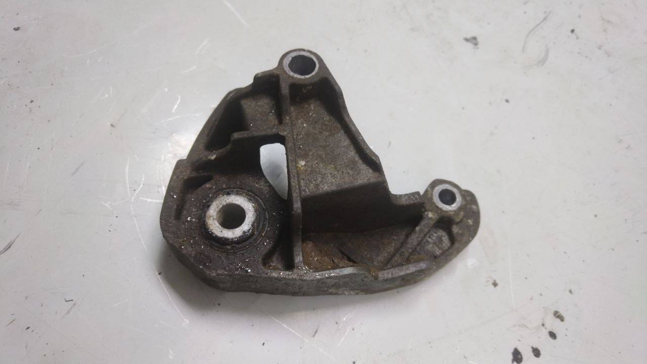 кронштейн двигателя Mazda 3 BK 2005, 1.6 л., бензин, МКПП, BP4K39010020 - фото №1