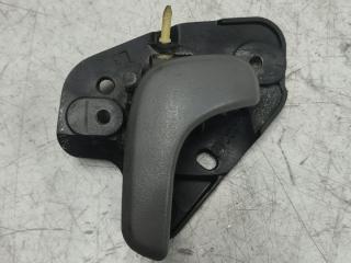 ручка внутренняя передняя левая Dodge Caravan 4 поколение (2000 - 2007), 04894119AA