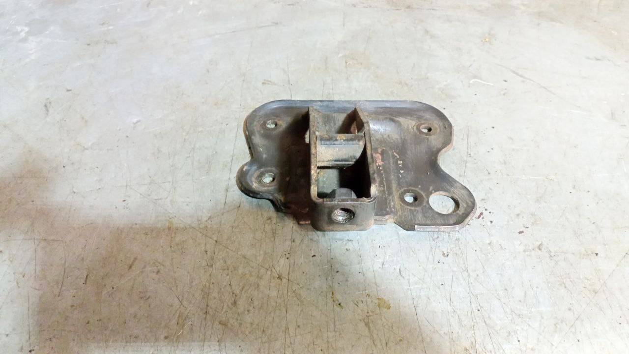 кронштейн двигателя Dodge Caravan 3 поколение (1995 - 2000), 3.0 л., бензин - фото №1