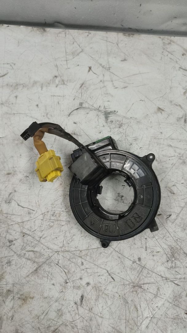 шлейф подрулевай Mitsubishi Lancer 10 поколение 2010, 1.8 л., бензин, МКПП, KKP1020751, 1020751 - фото №1