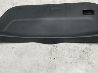 обшивка крышки багажника Toyota Yaris XP9 (2005 - 2009), хетчбэк 5 дв.