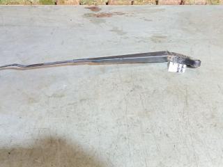 щеткодержатель (поводок стеклоочистителя, дворник) Dodge Caravan 4 поколение (2000 - 2007), 04717365B