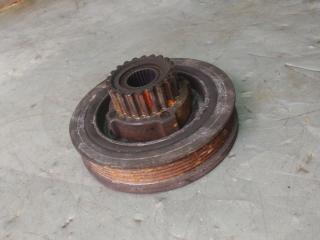 шкив коленвала Volvo S80 1 поколение (1998 - 2003), 2.4 л., бензин