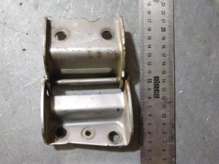 петля крышки багажника Chrysler Voyager 4 поколение 2003