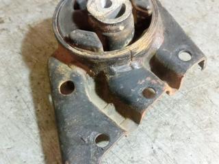 подушка крепления КПП Dodge Caravan 4 поколение (2000 - 2007), 2.4 л., бензин, АКПП