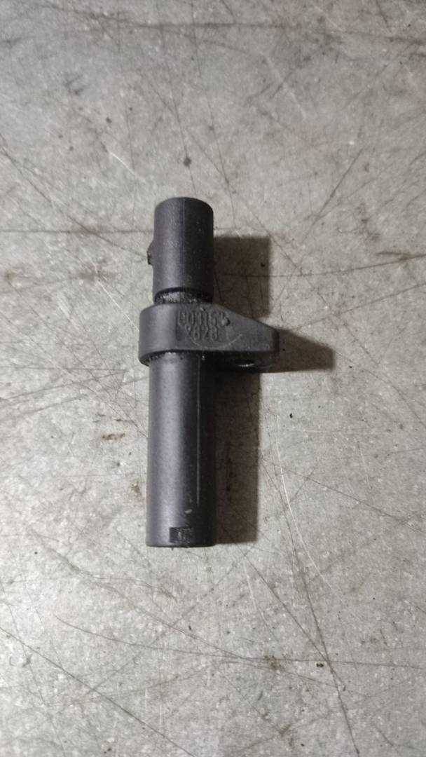 датчик коленвала Mercedes-Benz C-Класс W203/S203/CL203 (2000 - 2004), 2.2 л., дизель, 0031532828 - фото №1