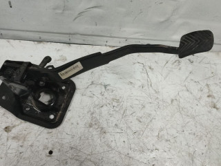 педаль сцепления Mitsubishi Lancer 10 поколение 2010, 1.8 л., бензин, МКПП, 2340A117