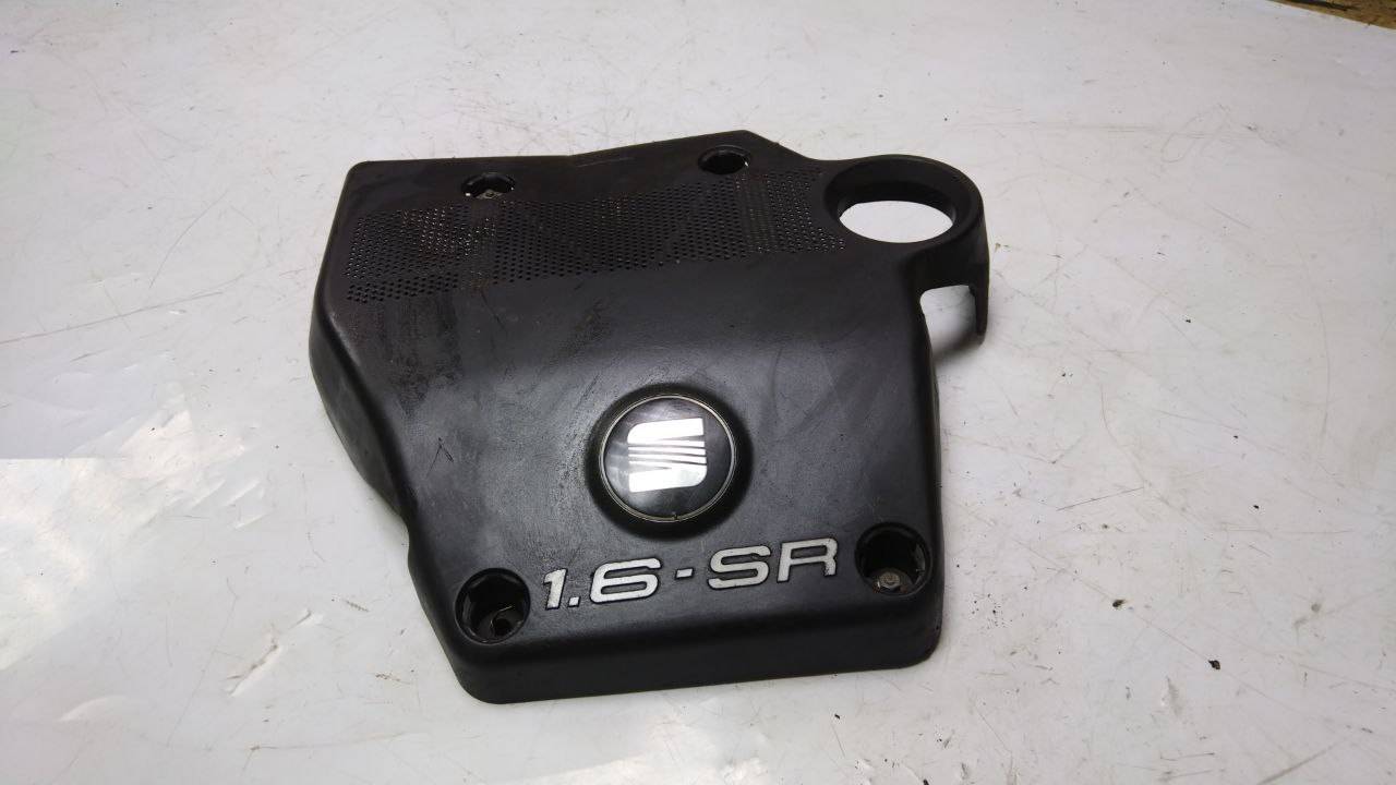 декоративная крышка двигателя Volkswagen Golf 4 поколение (1997 - 2006), 1.6 л., бензин, хетчбэк 3 дв., 06A103925AC, 06A103925AB, 06A103925BA - фото №1