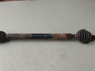 полуось передняя правая (приводной вал, ШРУС) Volkswagen Golf 4 поколение 2000, 1.4 л., бензин