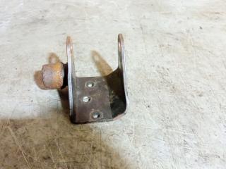 кронштейн двигателя Toyota Corolla Verso 1 поколение [рестайлинг] (2004 - 2007), 2.2 л., дизель, МКПП