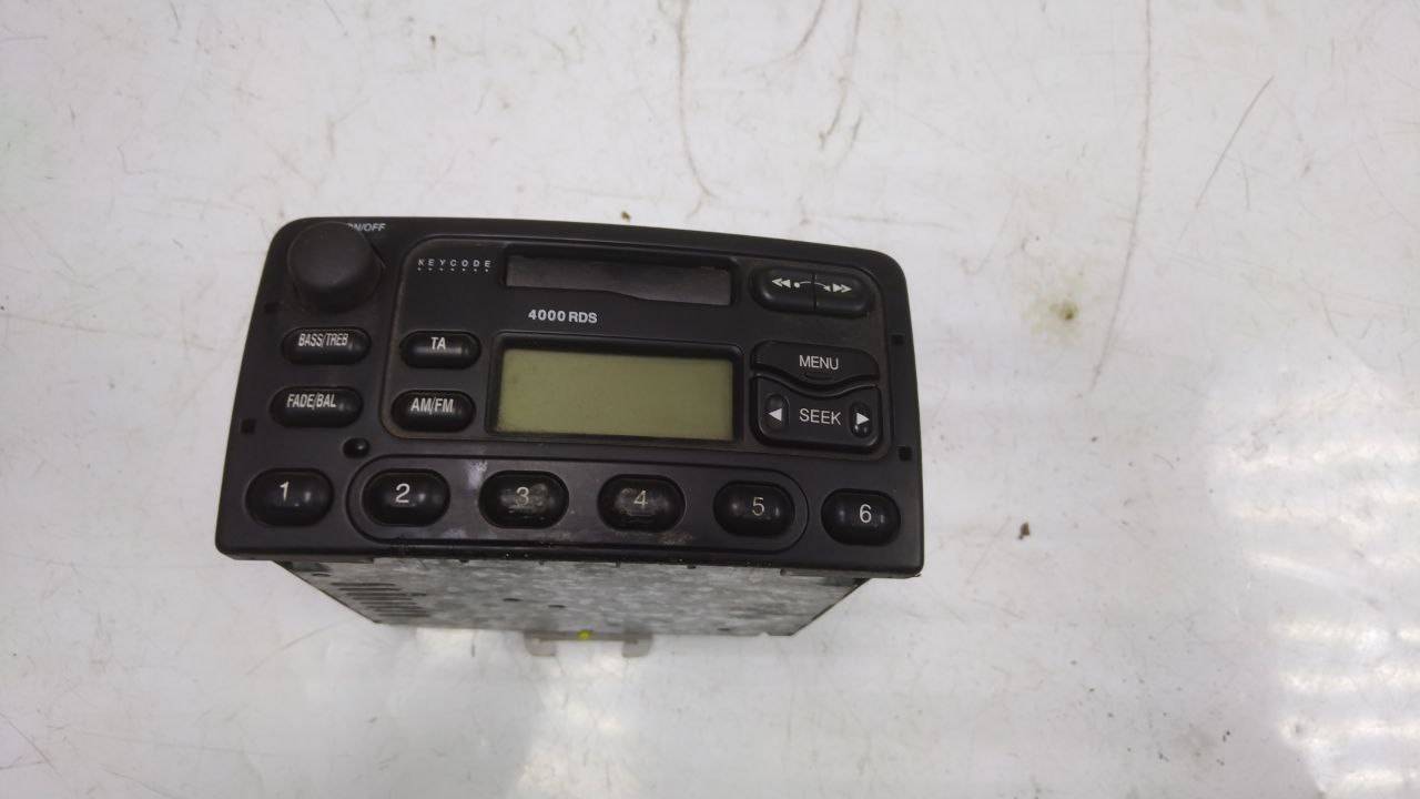 магнитола Ford Focus 1 поколение (1998 - 2001), YS6F18K876DA - фото №1