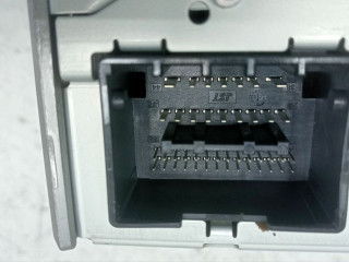 магнитола Chevrolet Cruze 1 поколение 2010, 1.8 л., бензин, МКПП, 13325526