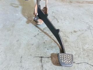 педаль тормоза Toyota Corolla Verso 1 поколение [рестайлинг] (2004 - 2007), МКПП