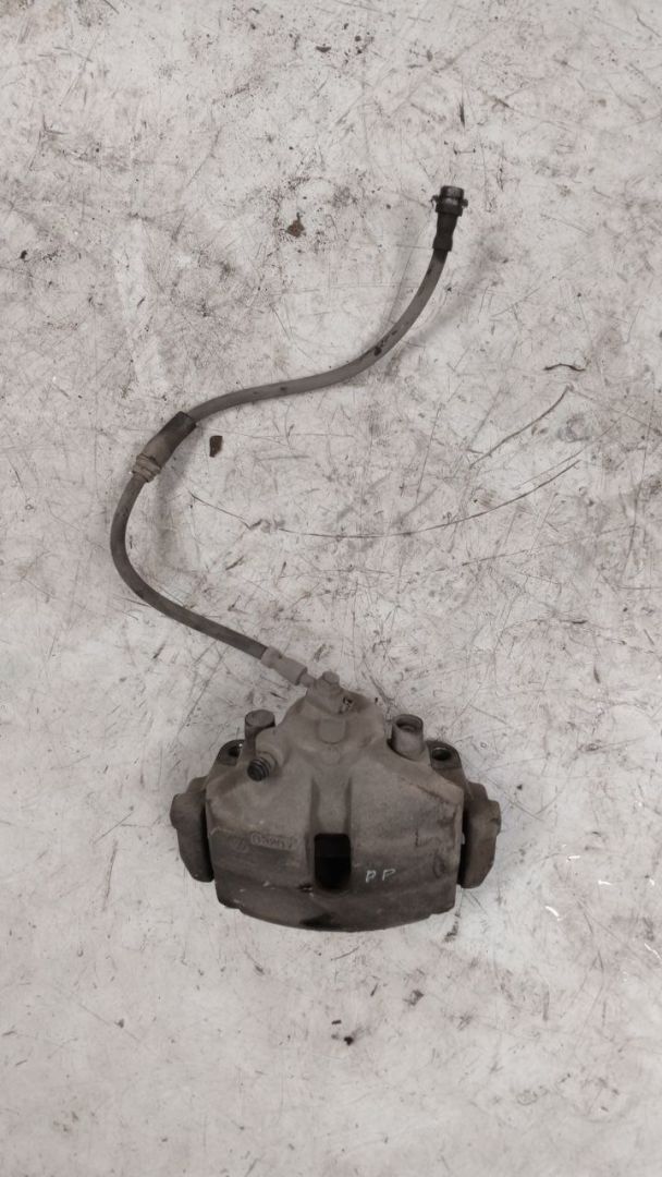 суппорт передний правый Volkswagen Touran 1 поколение (2003 - 2006), 1.8 л., бензин, АКПП, FGW446CN - фото №1