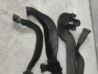 воздуховод (дефлектор) радиатора Cadillac CTS 1 поколение (2002 - 2007), 2.8 л., бензин, АКПП, задний привод, 25726438, 173819670, 25726432, 25726431, 25726439