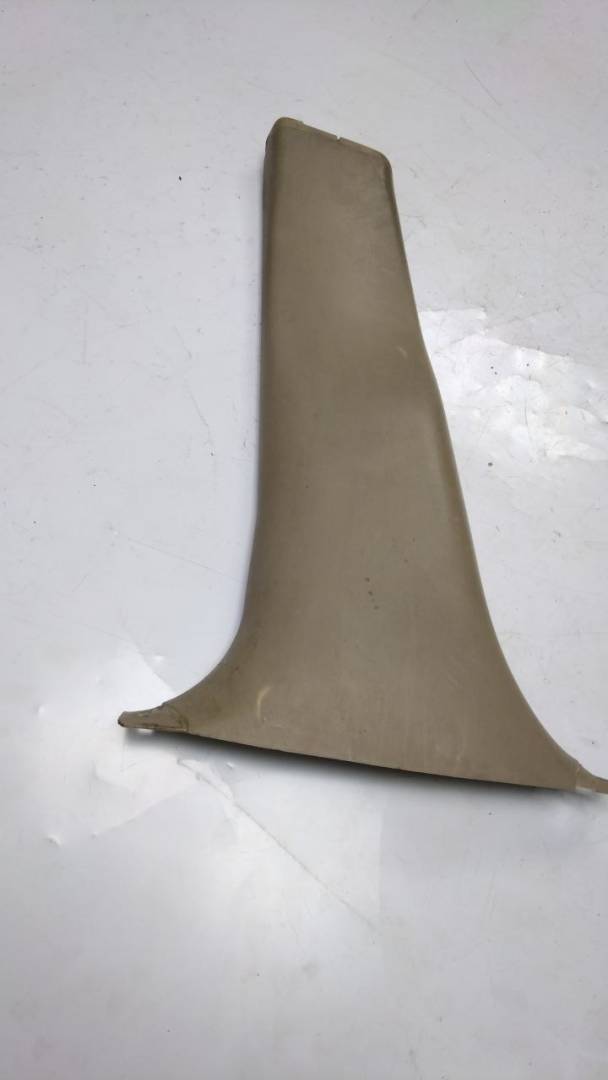 обшивка стойки центральной левой Ford Focus 1 поколение (1998 - 2001), 98ABA243W07APW - фото №1