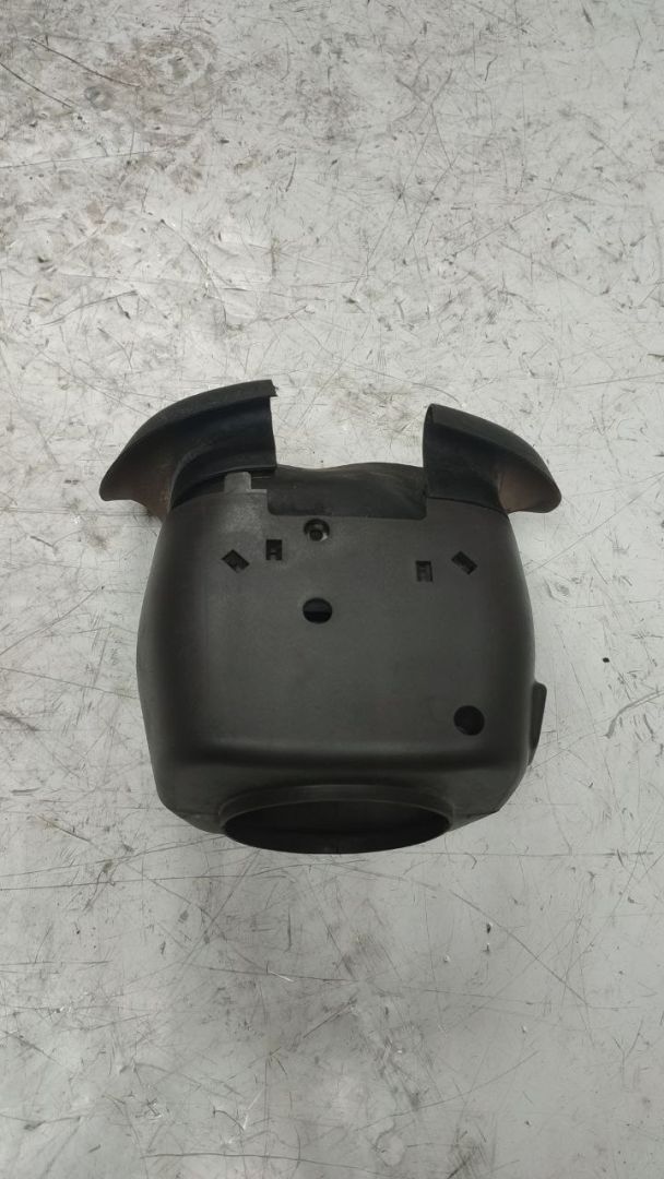 кожух рулевой колонки Cadillac CTS 1 поколение (2002 - 2007), 2.8 л., бензин, АКПП, задний привод - фото №1