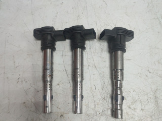 катушка зажигания Volkswagen Passat B6 2006, 2.0 л., 07K905715F