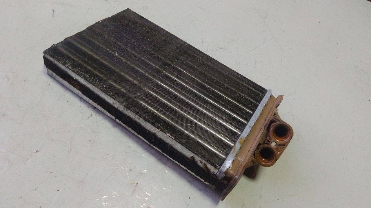 радиатор отопителя (печки) Dodge Caravan 4 поколение (2000 - 2007), 2.8 л., дизель - фото №1