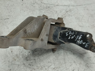 подушка крепления двигателя Chevrolet Cruze 1 поколение 2010, 1.8 л., бензин, МКПП, 13248667